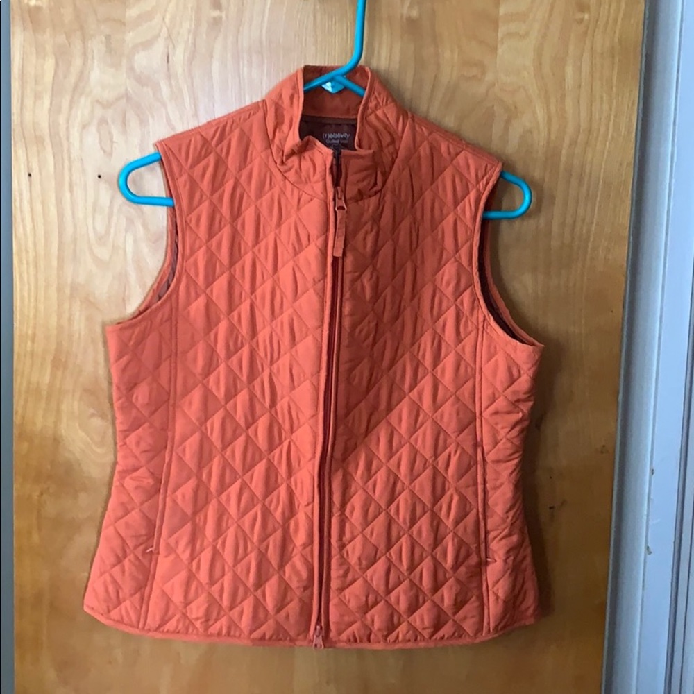 Quoted vest